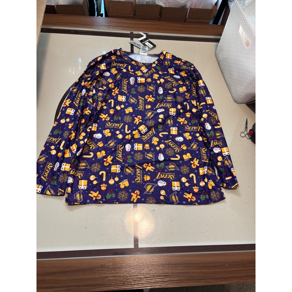 1237 NBA Los Angeles Lakers Mens XL Holiday All Over Print Long Sleeve Purple